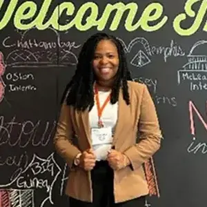 Tayhana Taylor Headshot for Quote